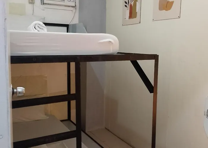 Auberge de jeunesse Sl Bedspace Transient House